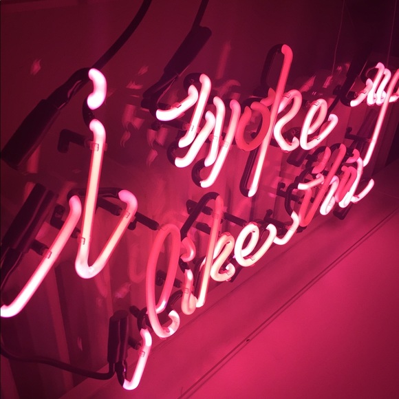 Neon sign - Picture 2 of 2
